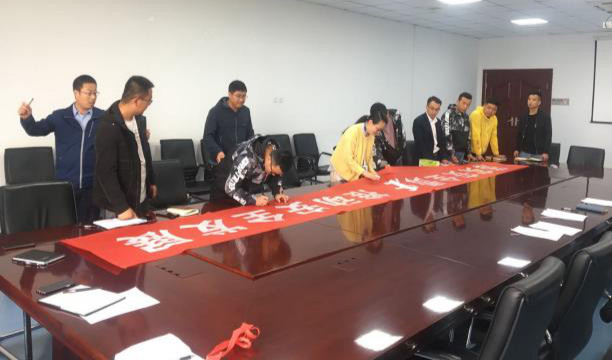 图片9_meitu_5.jpg 图片9_meitu_5.jpg