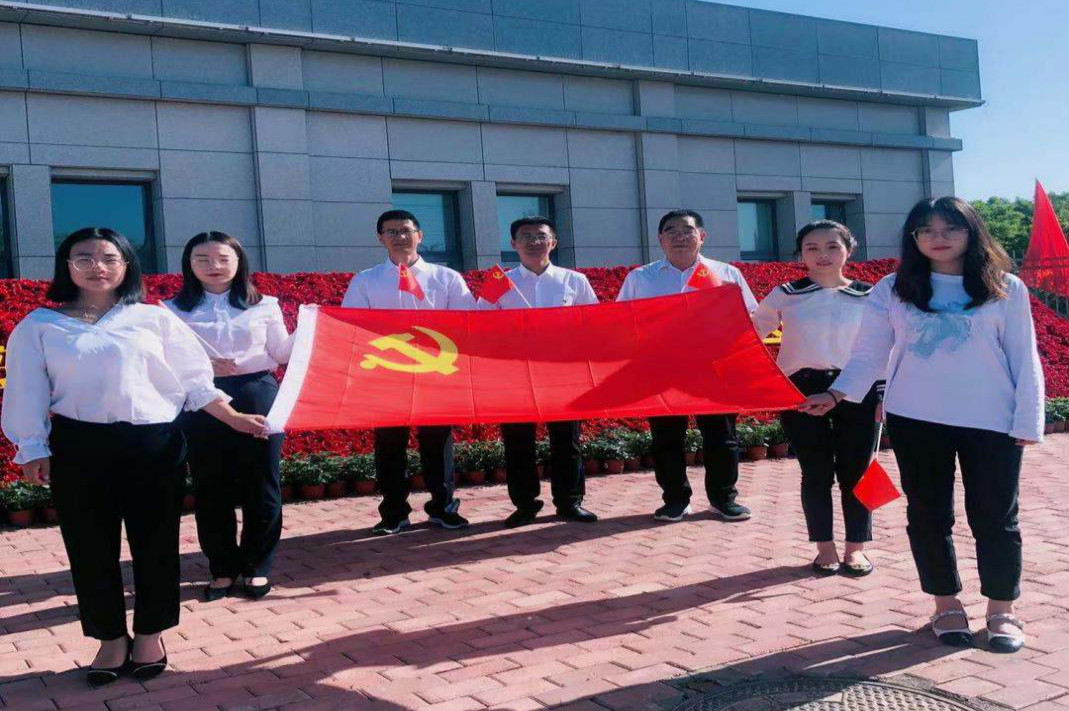 图片3_meitu_2.jpg 图片3_meitu_2.jpg